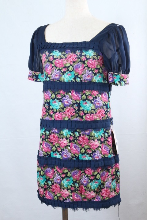 【新品】60%オフ FREE'S SHOP×Language レディース ワンピース Mサイズ 花柄 定価22050円拍卖