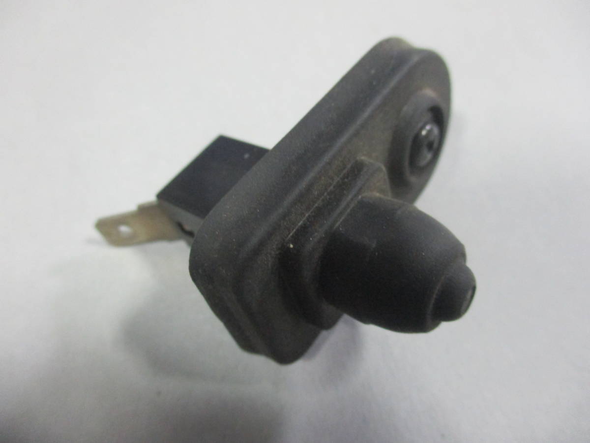 アコードCF4 F20Bホンダ純正フロント右ドア半ドア警告スイッチCF3部品取り車あります ルームランプ センサー拍卖