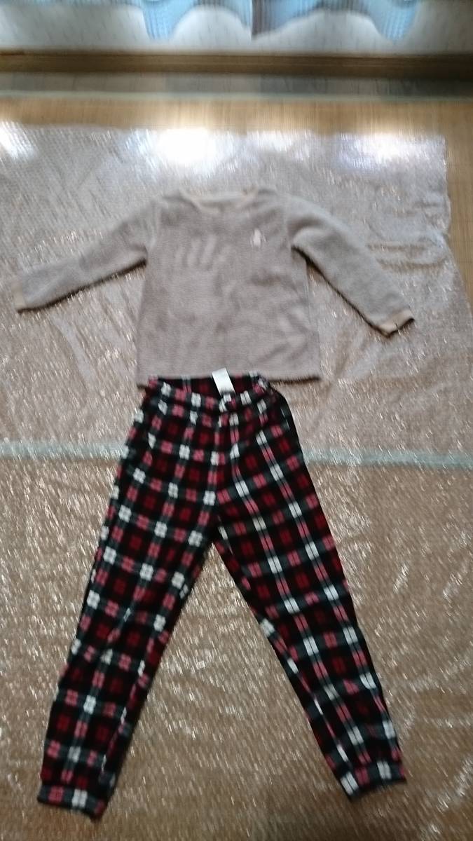 女の子 服 衣類 パジャマ ユニクロ 2点セット まとめ 上120 下130拍卖