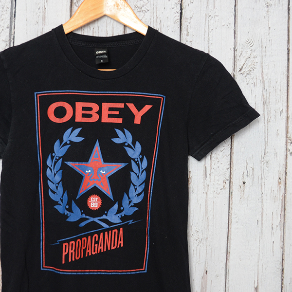 ST1985 オベイ OBEY Tシャツ レディース S 肩37 プロパガンダ メール便可 xq拍卖