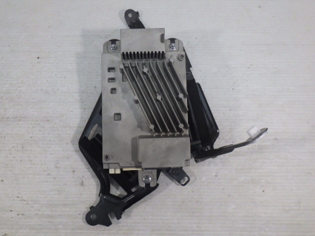 【Y0122】 美品 BMW1シリーズ F40 118i Mスポーツ 3BA-7K15 2019年10月 RAM BASIS アンプ BMW 6512 R3 7 928 529 01 即決拍卖