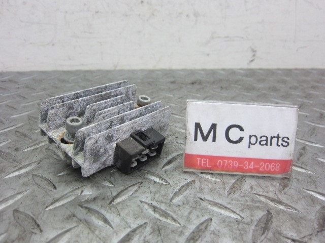 ベネリ アディバAD125 ZBND 純正レギュレーター ADIVA 150拍卖