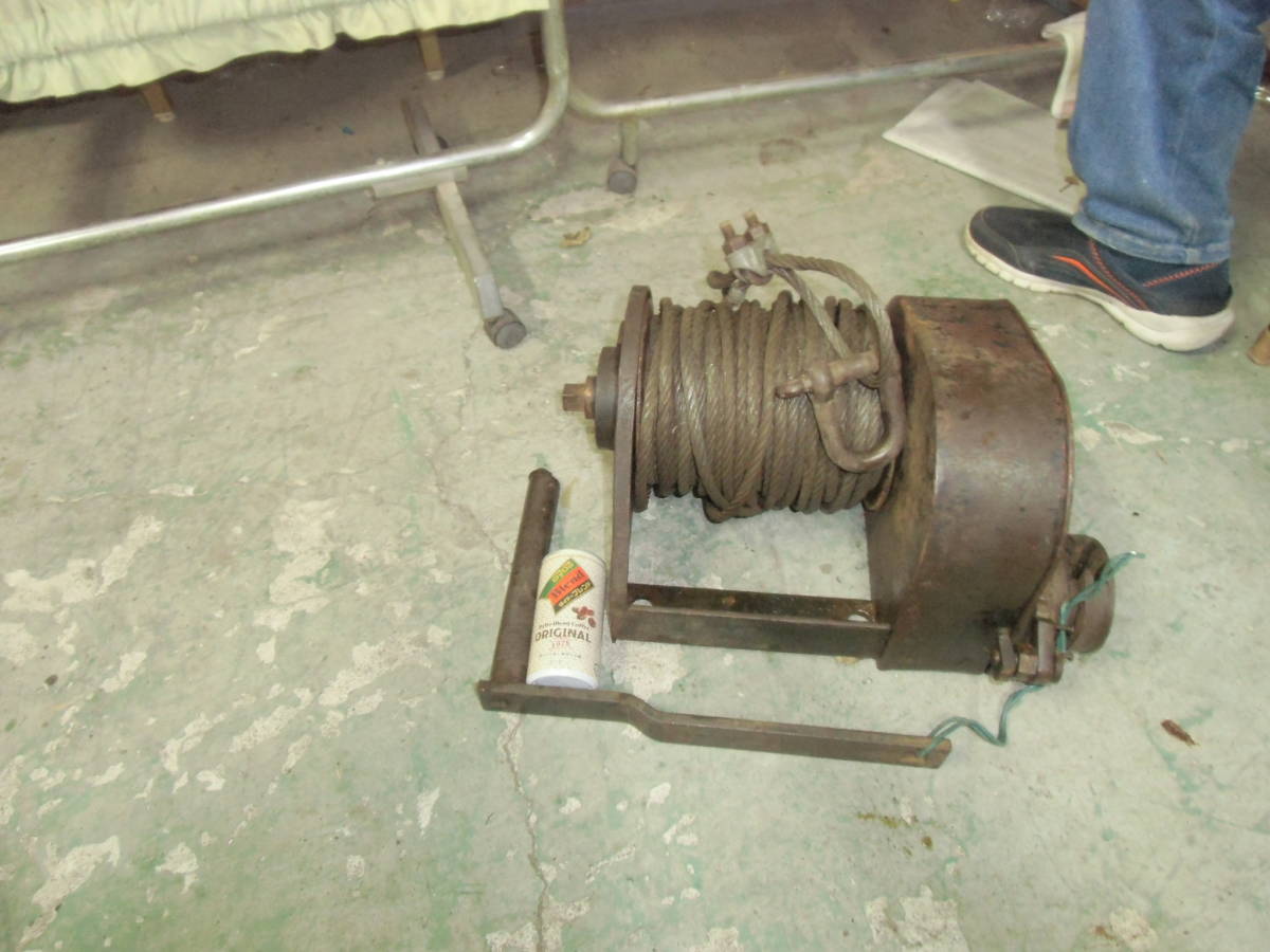 改 ▲モ-566 ダイヤモンド ベビー ウインチ 日本製 特殊小型ウインチ 東洋工業 中古 寸法:高さ23cm 幅40cm 奥29cm 重さ30kg拍卖