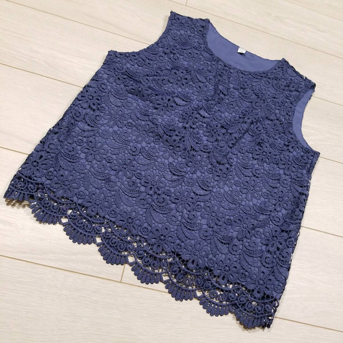 K452 UNIQLO ユニクロ レース ノースリーブT タンクトップ S レディース シャツ カットソー 青系 ブルー系 総レース ..拍卖