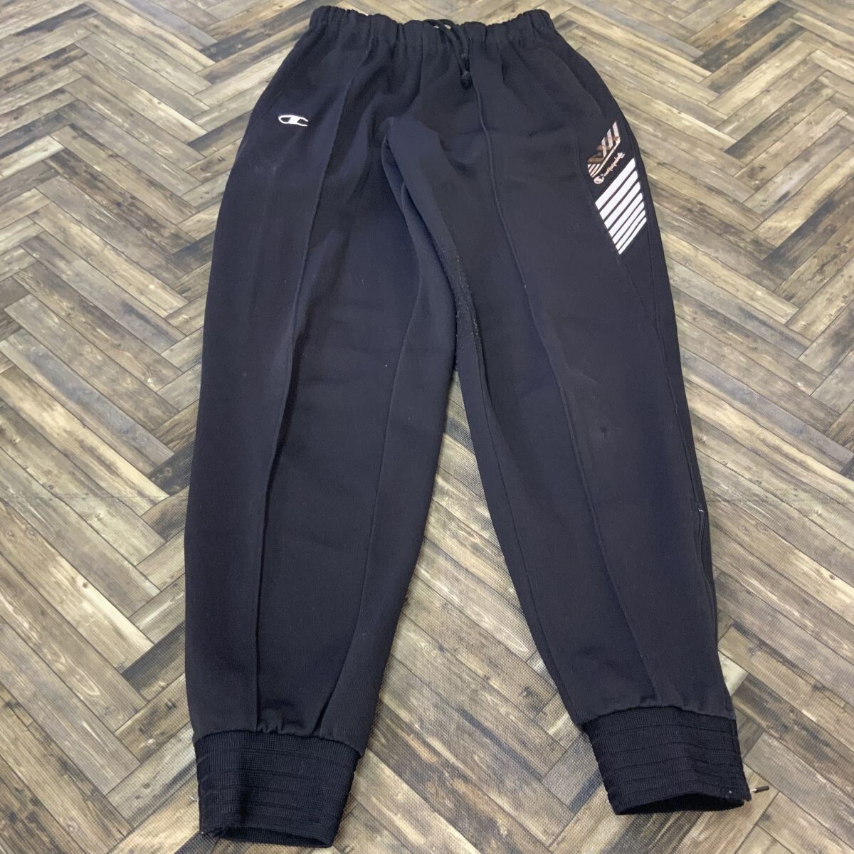 QS1029 チャンピオン ヴィンテージ トラックパンツ ジャージパンツ 黒ブラック L 毛玉あり拍卖