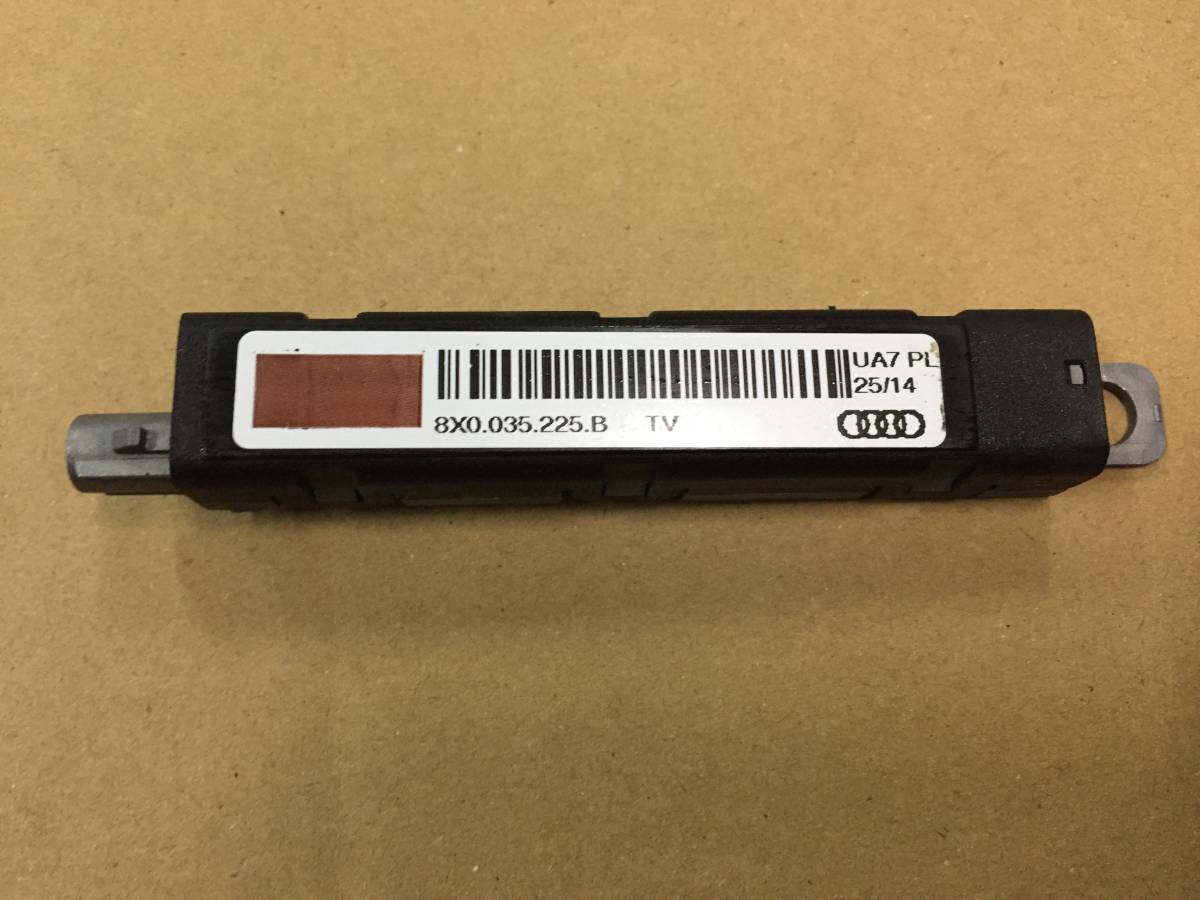 H26年 8X アウディ A1 スポーツバック アンテナ アンプ 8X0035225B拍卖