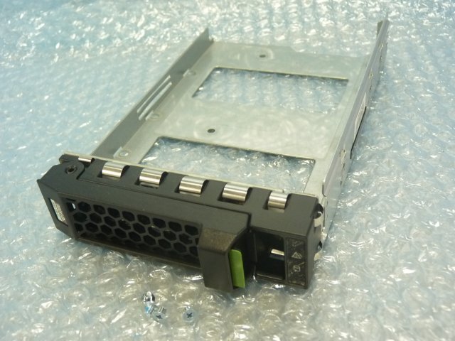 1RVC // ハードディスクマウンタ 3.5インチスロット 用(A3C40152045)/ラベル変色(900GB SAS 15k-C)ミリネジ4個//Fujitsu RX1330 M4//在庫2拍卖