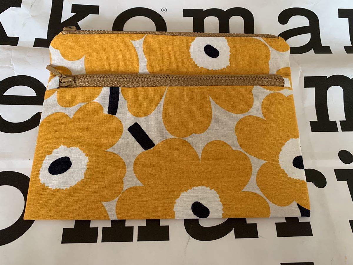 ☆ハンドメイド☆マリメッコ生地☆収納2箇所ポーチ拍卖