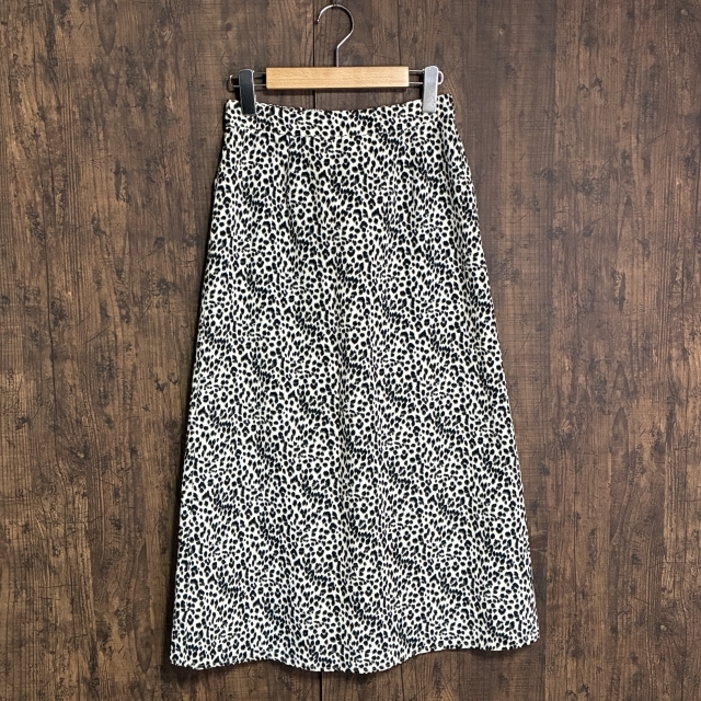 A435◇KBF+ | ケービーエフ レオパード柄 ロングスカート オフホワイト×ブラック レディース Oneサイズ 中古品拍卖