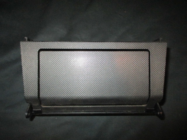 ■ベンツ W202 灰皿 カバー シガーライター 中古 A2028180028 部品取り ドア インナーハンドル ロック アウターハンドル キーシリンダー ■拍卖