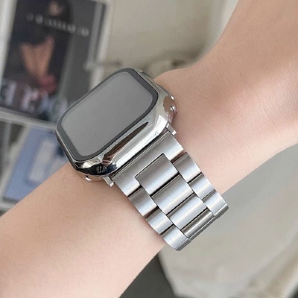 スマートウォッチ 時計ベルト 18mm 金属バンド シルバー 高級感 メンズ腕時計 替えベルト フォーマル ビジネス 時計交換用 プレゼント拍卖