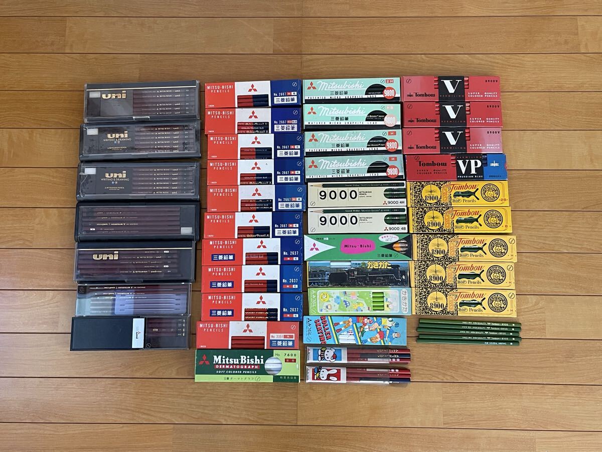 昭和レトロのアンティーク鉛筆 TOMBOW/MITSU BISHI 合計439本 未使用品、未開封、開府済み 経年保管品 現状渡し拍卖