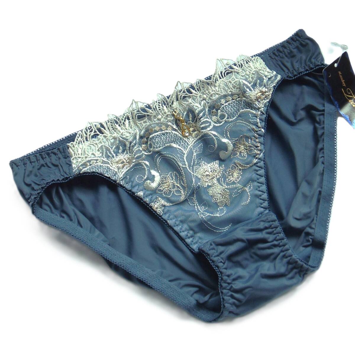 St.audrey Tiara エレガントボタニカル ショーツ M セントオードリー ティアラ エレガントな花柄刺繍 パンツ ブルー 新品タグ付 定価\1,320拍卖