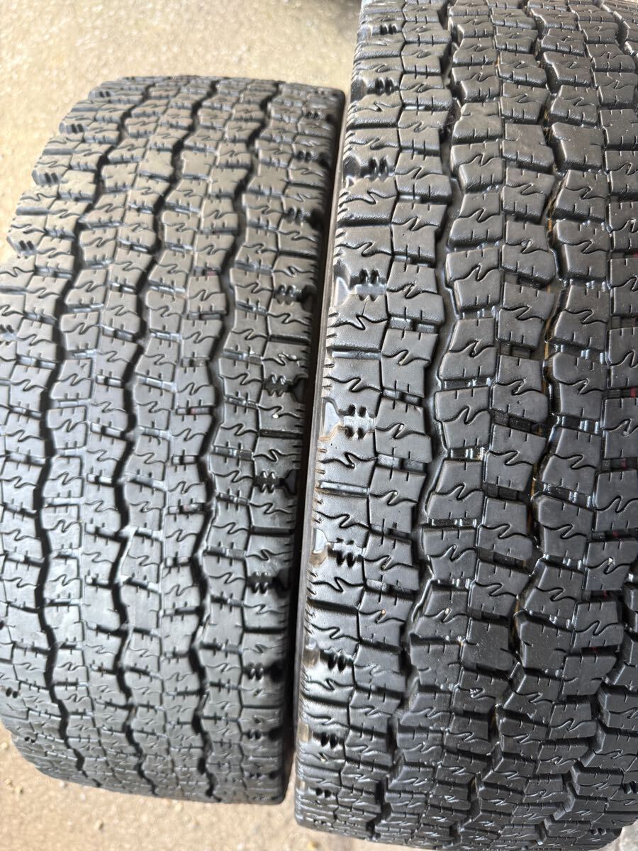 215/70R17.5 123/121J ダンロップ SP080 スタッドレス 2023年製 9ミリ 11ミリ 2本セット拍卖