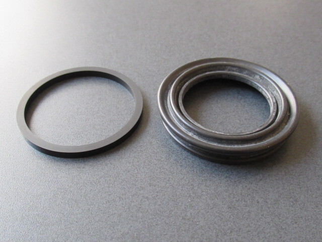 送料無料 KA-1363 カワサキ純正 Z750GP フロント ブレーキキャリパー オイルシール セット拍卖