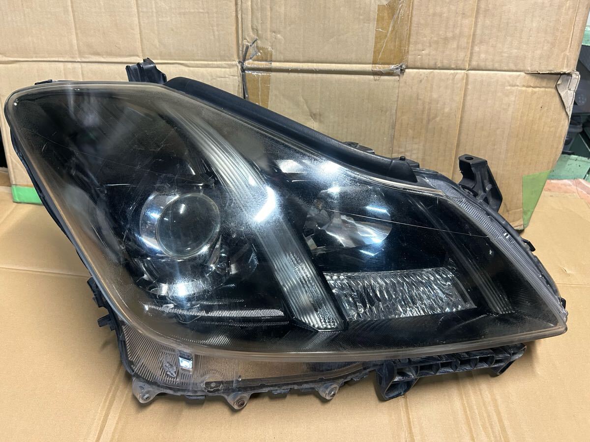 ★送料無料 STANLEY トヨタ 200系 クラウン 純正 HID ヘッドランプ ヘッドライト 運転席側 スタンレー 30-341R ジャンク品(0702)拍卖