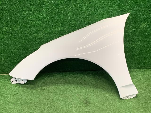 セリカ TA-ZZT230 左Fフェンダー 53802-2B460拍卖