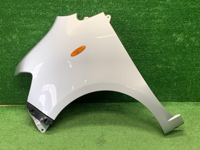 タントエグゼ DBA-L465S 左Fフェンダー 53812-B2570拍卖