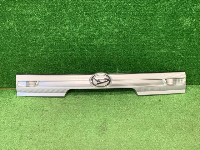 タント CBA-L385S Rフィニッシャーパネル 76802-B2050拍卖