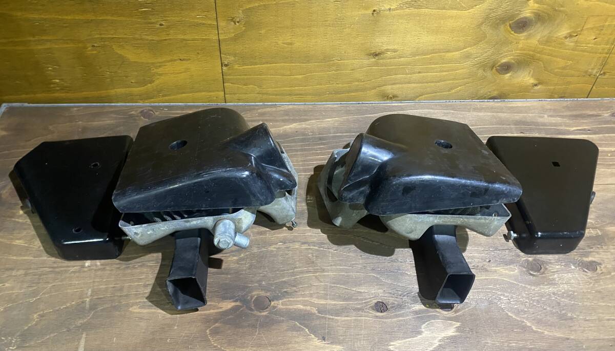 【中古品】TRIUMPH トライアンフ T140 エアクリーナー&カバー&サイドパネル SET 1979年 拍卖