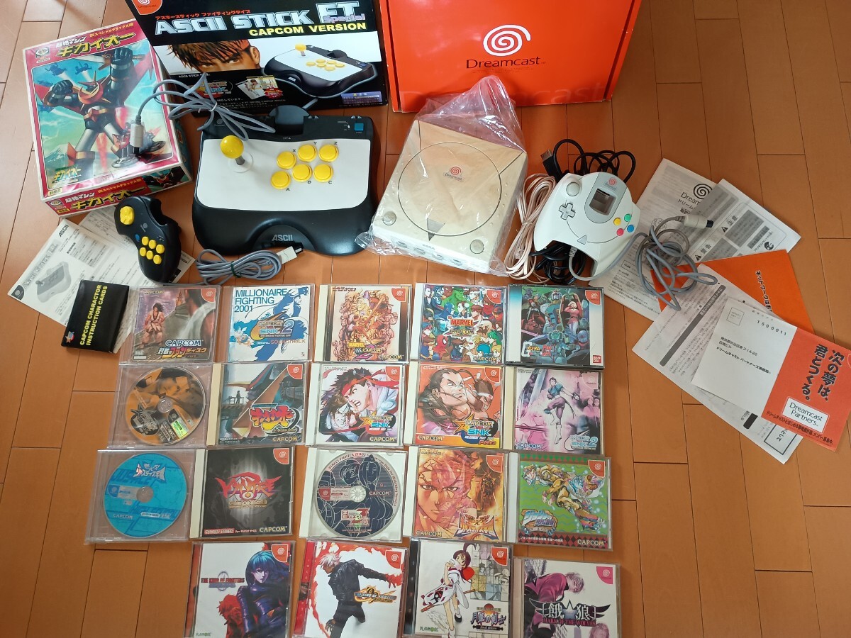 ドリームキャスト本体 格ゲー18本 アスキーパッド、スティック セット拍卖