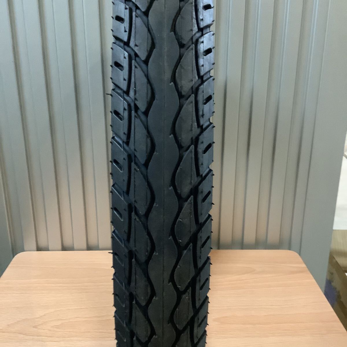 新車外し タイヤ KENDA ケンダ 20×2.125 1本 電動タイヤ拍卖