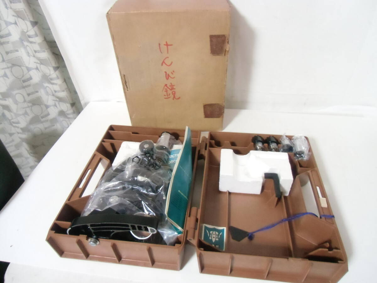 □未使用品 オリンパス 生物顕微鏡 ST-3型 専用ケース付拍卖