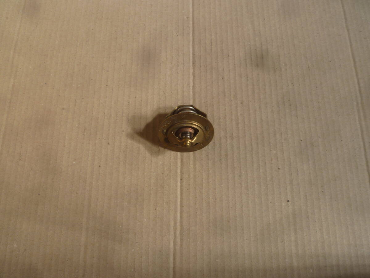 低温サーモスタット真鍮製トヨタ旧車オーバーヒート防止猛暑渋滞にKP.KE.TE系TA.RA.TTMARXGSカローラセリカカラーナコロナマーク2クラウン拍卖