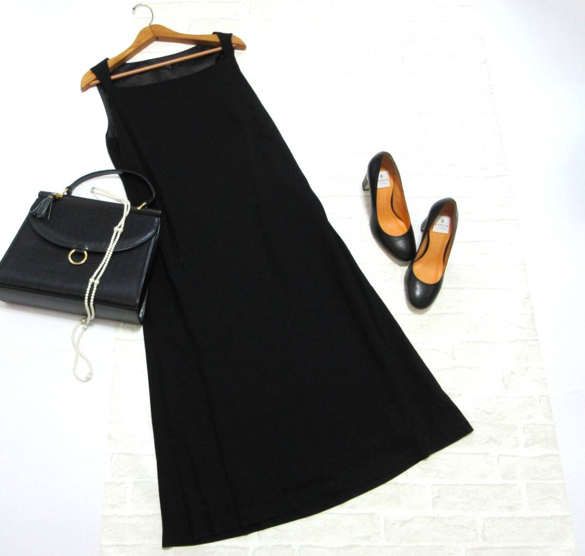 美品 送料込み 23区 ニジュウサンク ブラック トリアセテート レーヨン ワンピース 46 17号 ( 大きいサイズ 黒 ドレス セレモニー 冠婚葬祭拍卖