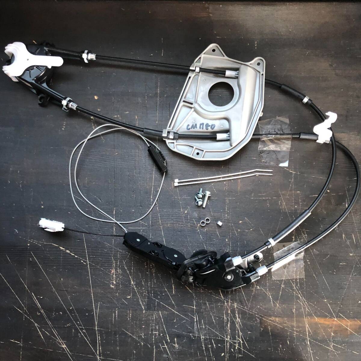 トヨタ 純正 アルファード スライドドアアタッチメント コントロール 左 CONTROL SLIDE DOOR ATTACHMENT LH TOYOTA LEXUS Genuine 未使用拍卖