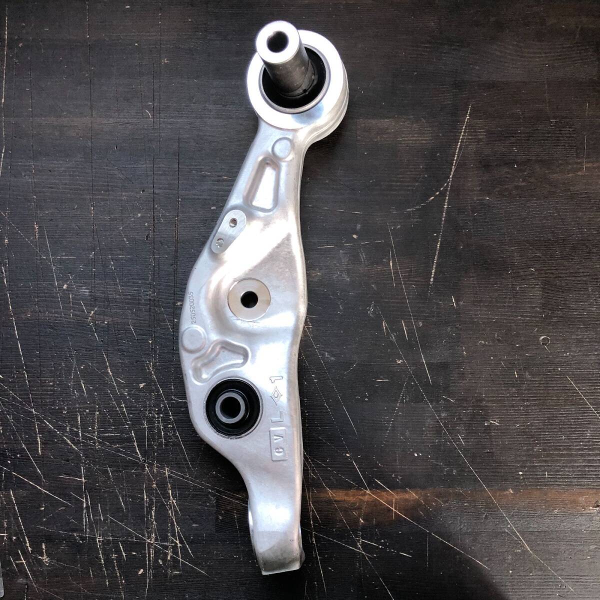 レクサス 純正 LS460 フロント ロアアーム コントロールアーム 左 LEXUS LS460 Front Suspension Lower Arm Left 未使用 OEM JDM拍卖