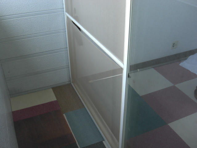 網戸 サッシ ホワイト 白 サイズ/ ヨコ129cm×タテ180cm フレームのみ拍卖