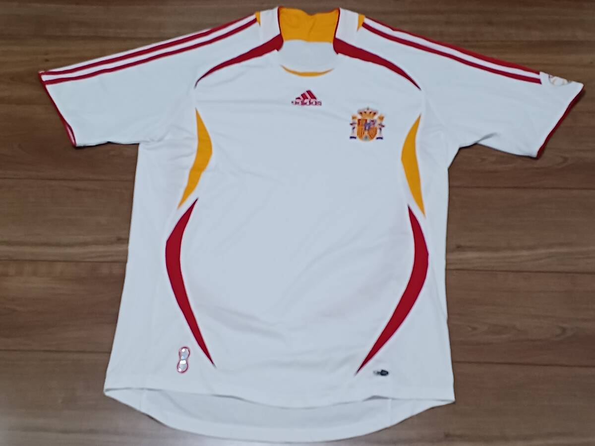 adidas サッカー スペイン代表 ユニフォーム 2006年 アウェイ Oサイズ 中古 美品 12 / 05 817756 APU002 アディダス拍卖