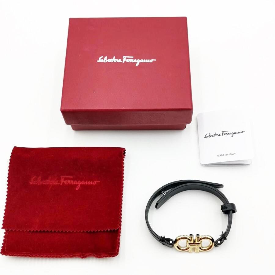 送料無料 美品 サルヴァトーレフェラガモ Salvatore Ferragamo ブレスレット レザー ガンチーニ レディース拍卖
