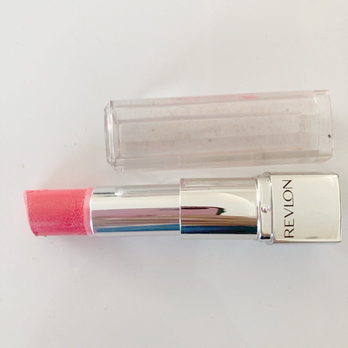 レブロン・ウルトラHDリップスティック・口紅・リップスティック・825・ピンク系・定価1650円②拍卖