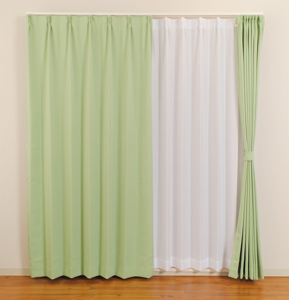 防炎カーテン グリーン べルーイ 幅100cm×丈120cm2枚 遮光カーテン 遮光1級 防炎加工(防炎ラベル付き)拍卖