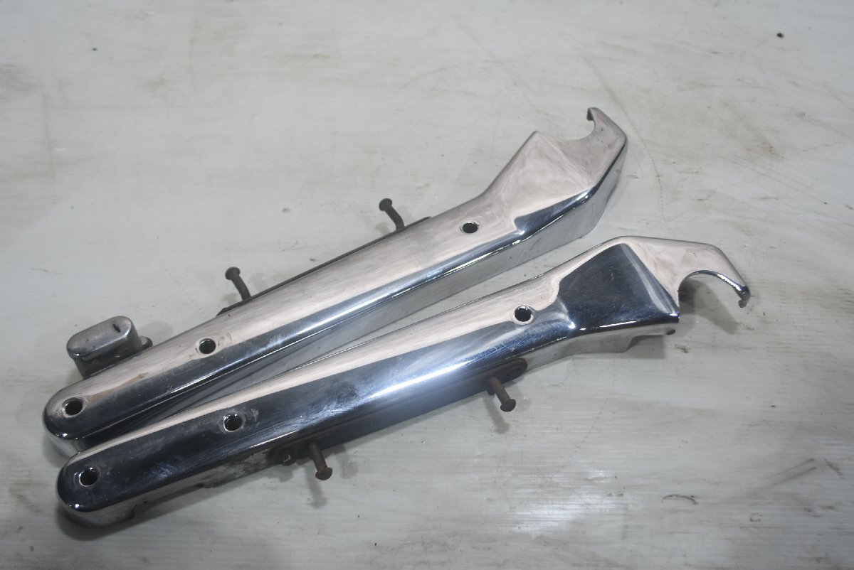 バルカン1500 クラシック VNT50D リアフェンダー ストラット カバー カワサキ 【C】A-437拍卖