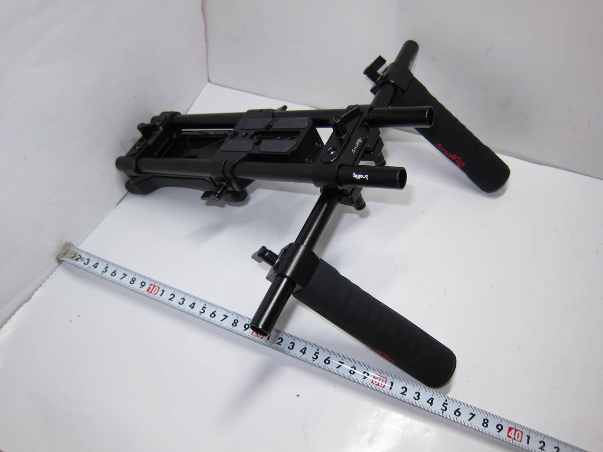 SmallRig ショルダーリグ (ハンドル付き) ビデオ撮影等 ■美品■ 10715拍卖