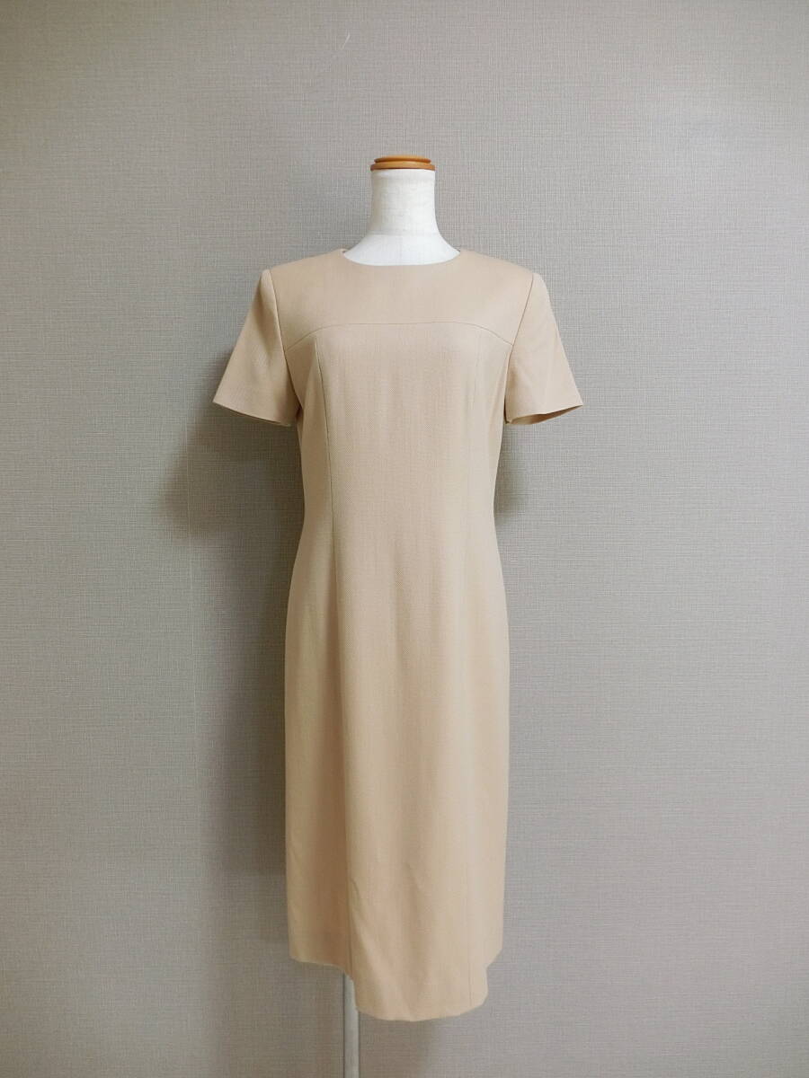 極美品 Courreges クレージュ フォーマル 清楚 ワンピース ベージュ 9拍卖