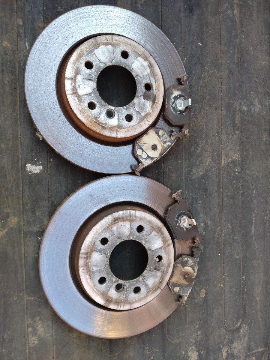 BMW アルピナ B3S リアブレーキ ローター パッド 左右 ブレーキローター セット拍卖