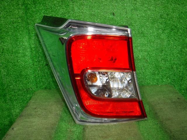 フリード DAA-GP3 左テールランプ LEA-MF6 33551-SYY-N71拍卖