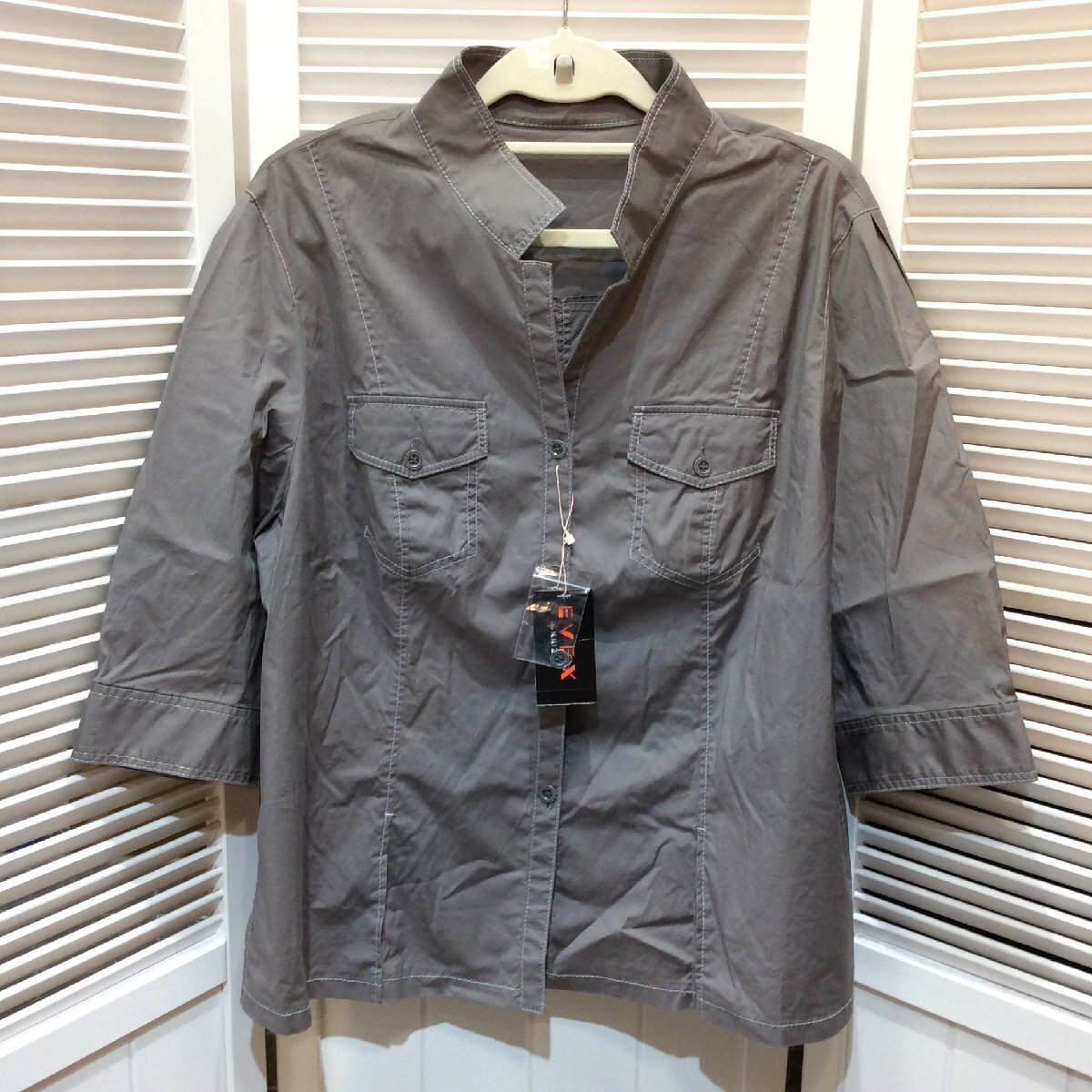 【値下げ】未使用☆EVEX by KRIZIA エヴェックス バイ クリツィア 綿ブラウジャケット 48 グレー 三陽商会【クリックポスト可】拍卖