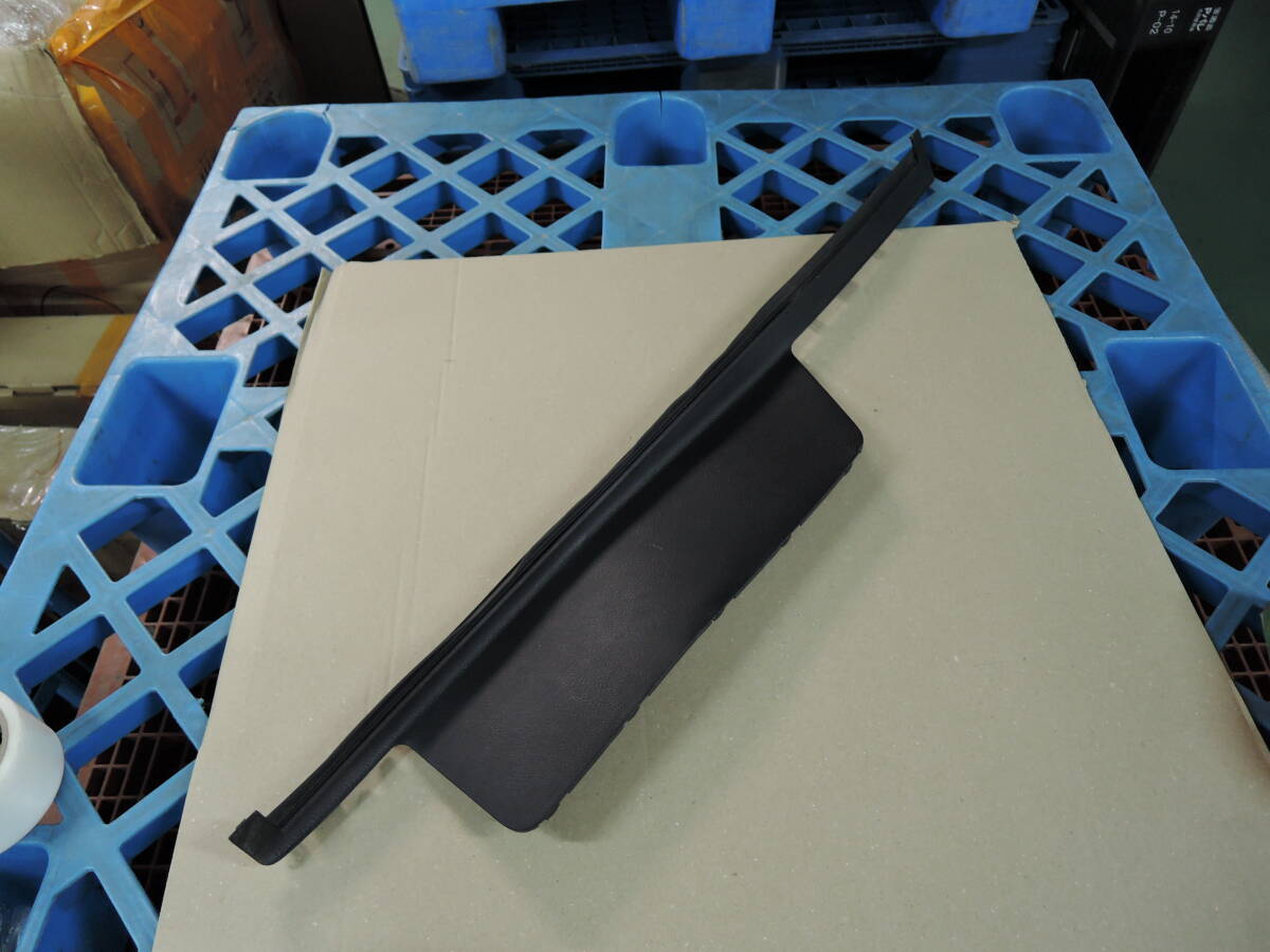 30系 アルファード/ヴェルファイア 純正 デッキ サイド ガーニッシュ 右 64753-58030 T-0015拍卖