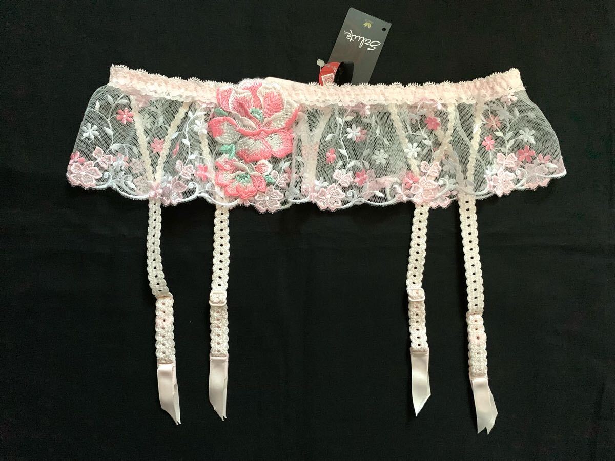 最終処分SALE!サルート 【風を感じる花】 RP ガーターM ワコール 新品タグ付き拍卖