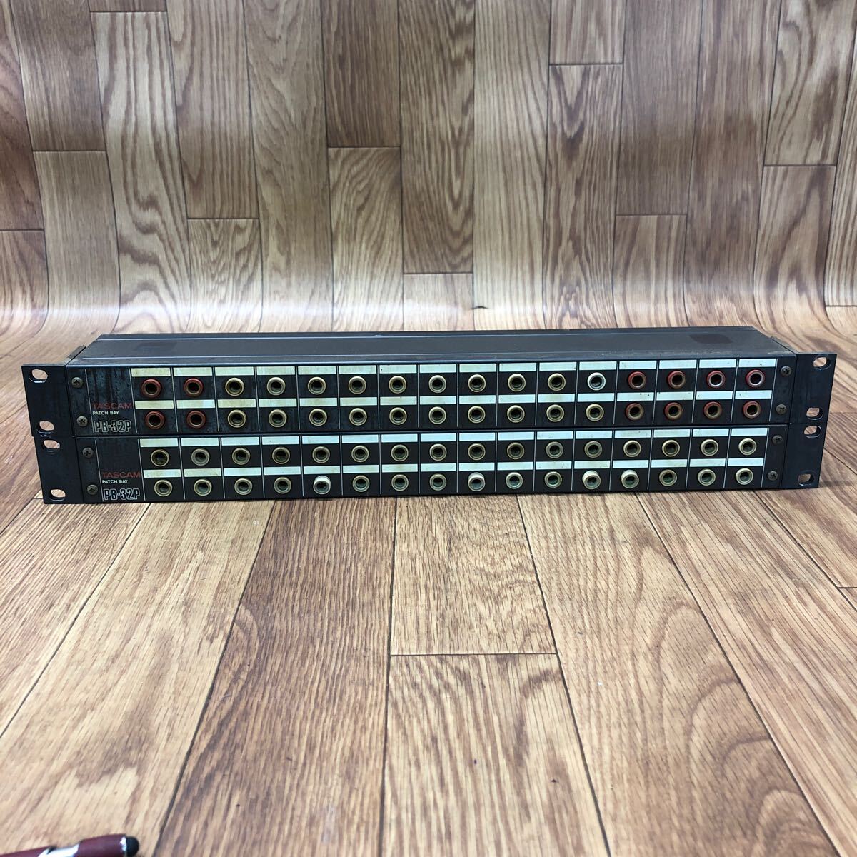 AIS-250723-39 TASCAM タスカム PATCH BAY パッチベイ PB-32P 音響機材 2点まとめセット ジャンク品拍卖