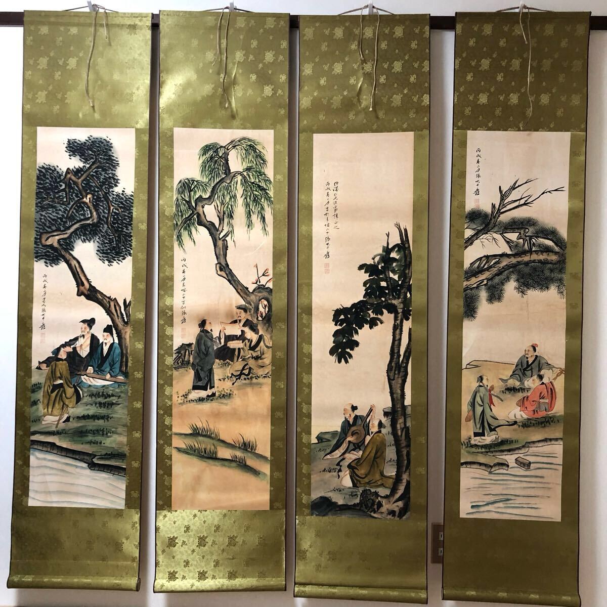 蔵出し 美術 高級品絵 巻き絵 大名家 張大千 旧蔵 掛け軸 4本セット 美術品 レプリカ拍卖