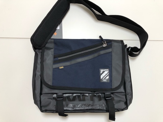 GRAFFITI(グラフィティ)メッセンジャーバッグ【E5963-007】拍卖