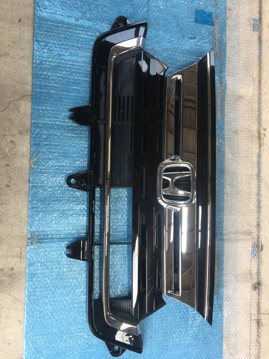 JF3 JF4 エヌボックス Nボックス フロントグリル ラジエーターグリル 純正 71121-TTAY-J210-M1 HONDA N-BOX拍卖