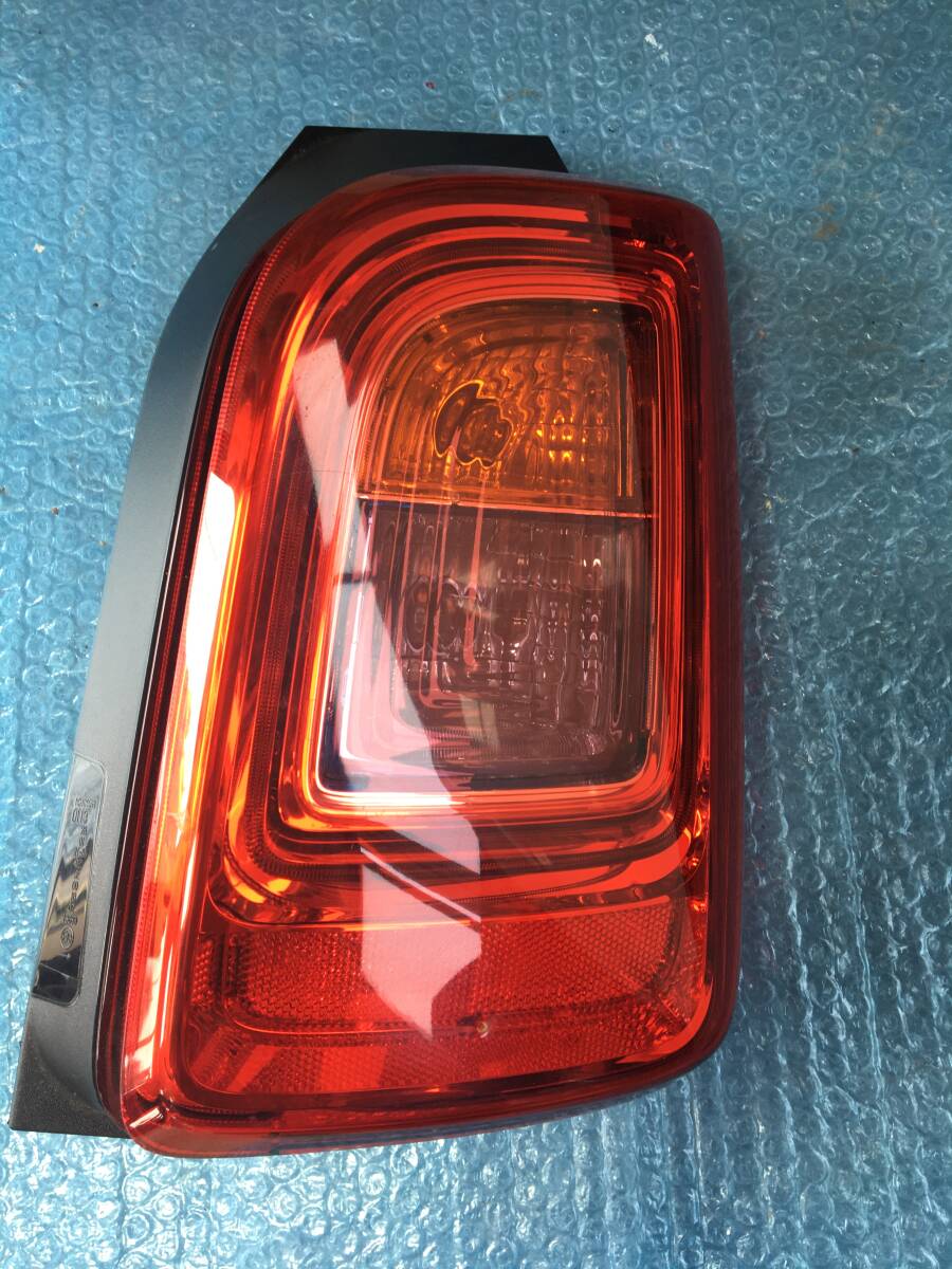 JG1 JG2 エヌワン テール右ライト 右テールレンズ テールランプ右 純正 ICHIKOH D113 33500-T4G-J210-M1 HONDA N-ONE拍卖