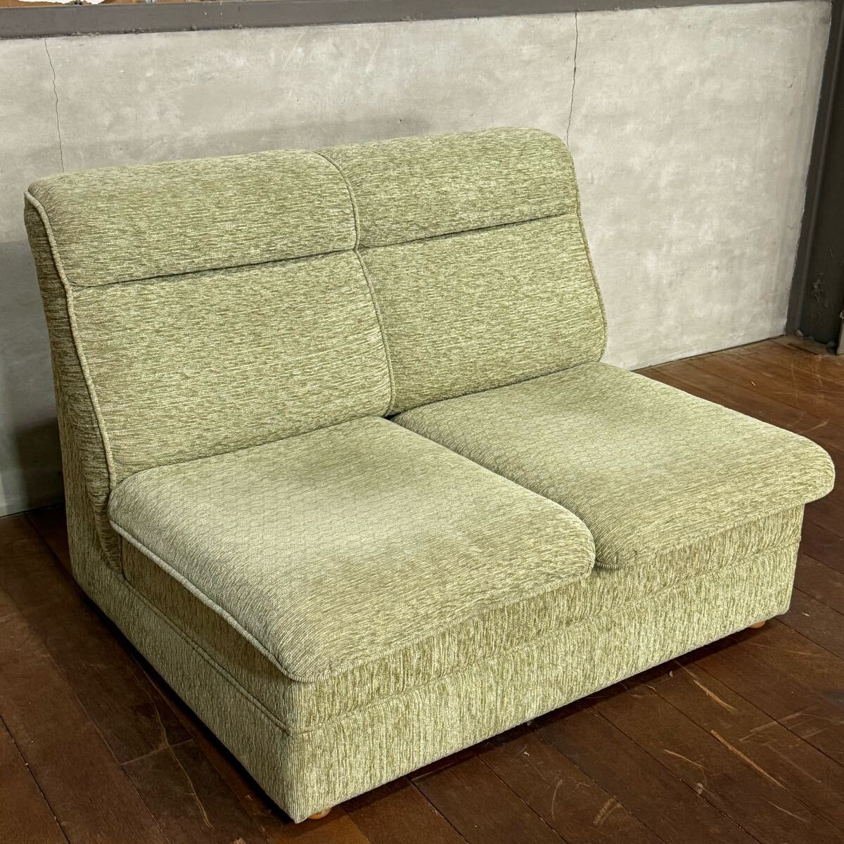 H15K42a オールドカリモク 2人掛けソファベット ファブリック 折りたたみ式 2Pソファ 2シーター ラブソファ シングル 長椅子 拍卖